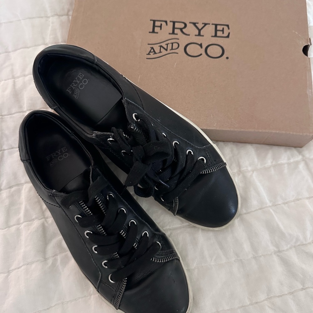 Frye and Co. Women’s Black Sneakers 8.5